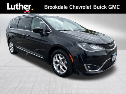 Used 2018 Chrysler Pacifica Touring-L
