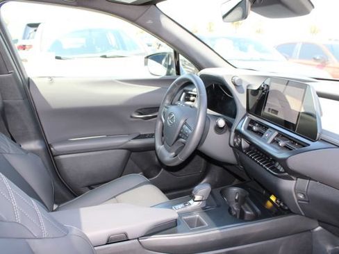 Certified 2025 Lexus UX 300h FWD image 5