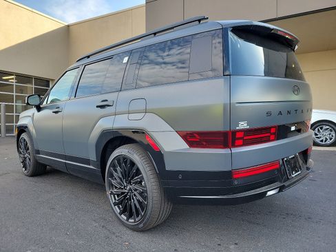 Used 2024 Hyundai Santa Fe Calligraphy image 3