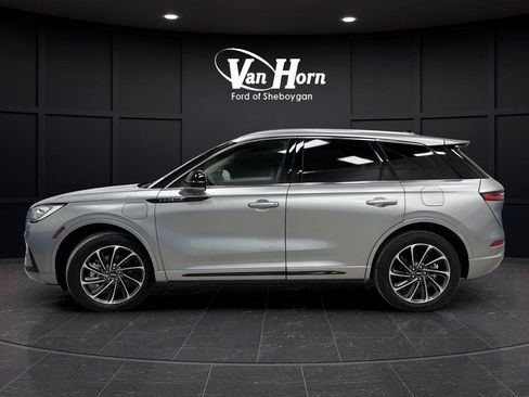 Used 2024 Lincoln Corsair Grand Touring w/ Equipment Group 301A image 13