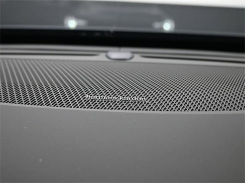 New 2026 Volvo XC90 B6 Ultra image 31