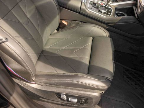 Used 2023 BMW XM image 55