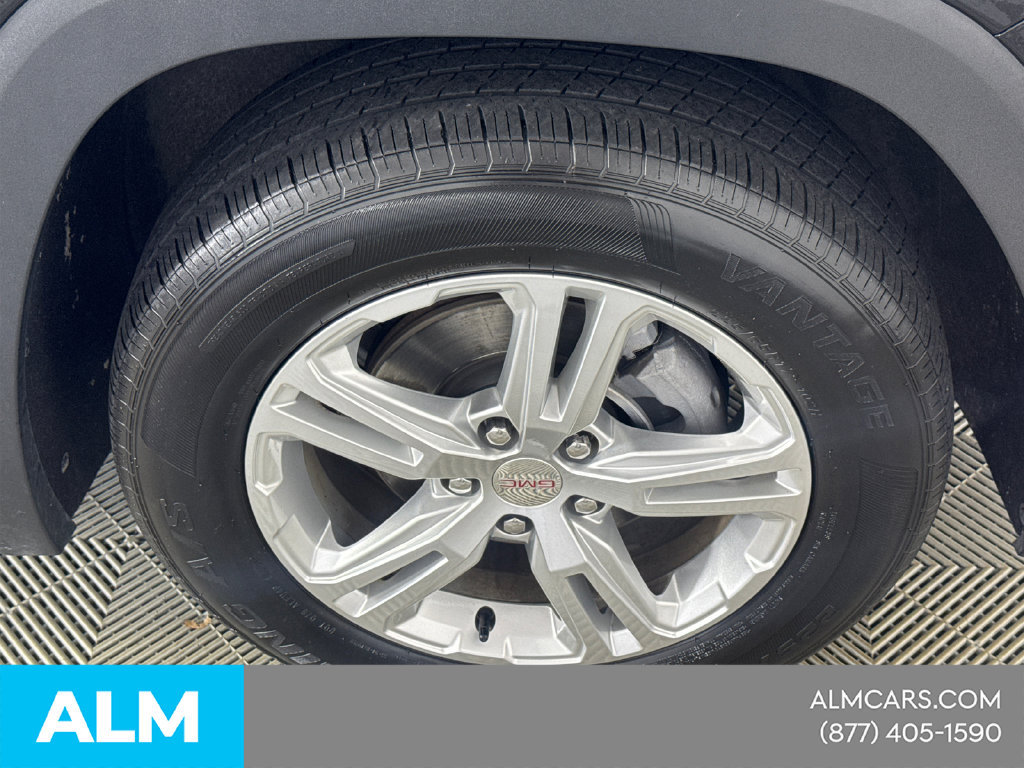 Used 2024 GMC Terrain SLE AWD/4WD image 15