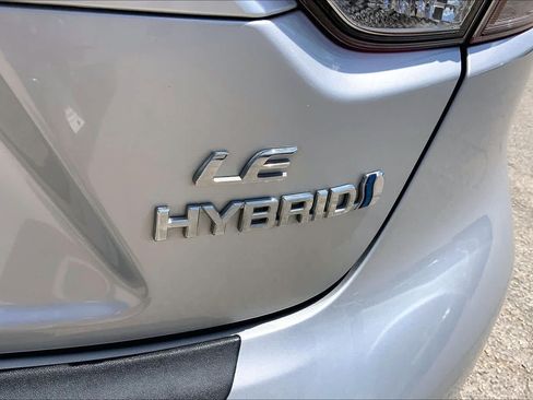 Used 2024 Toyota Corolla LE FWD image 10
