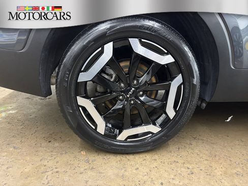 Used 2024 Kia Telluride EX w/ EX Captain's Chair Package AWD/4WD image 40