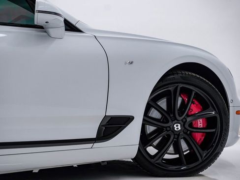 Used 2021 Bentley Continental GT AWD/4WD image 14