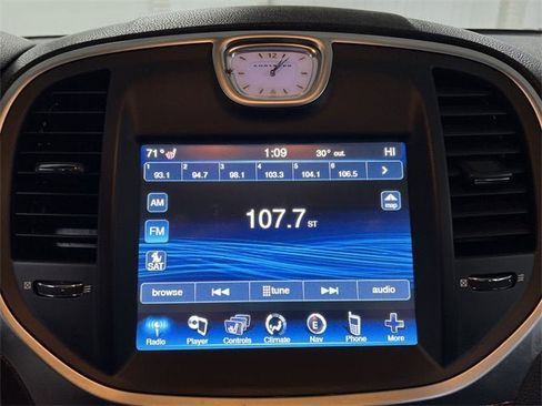 Used 2014 Chrysler 300 AWD w/ Driver Convenience Group image 13