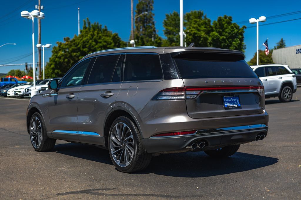 Used 2020 Lincoln Aviator Reserve w/ Equipment Group 202A AWD/4WD image 9