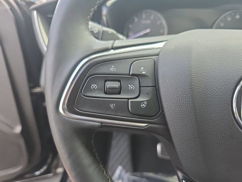 Used 2023 Buick Envision Essence w/ Technology Package I AWD/4WD image 17