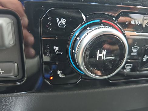 New 2026 GMC Sierra 1500 SLT w/ SLT Premium Plus Package image 27