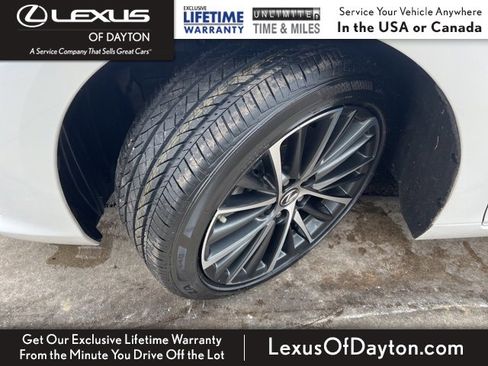 Certified 2023 Lexus ES 250 w/ Premium Package image 10