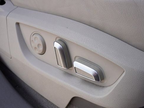 Used 2014 Audi Q7 3.0T Premium Plus w/ Premium Plus Package image 18