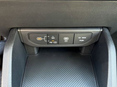 Used 2025 Kia K4 LX image 19