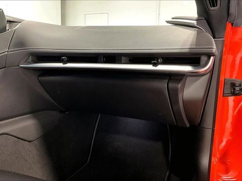 Used 2021 Chevrolet Corvette Stingray Preferred Cpe w/ Z51 Performance Package image 19