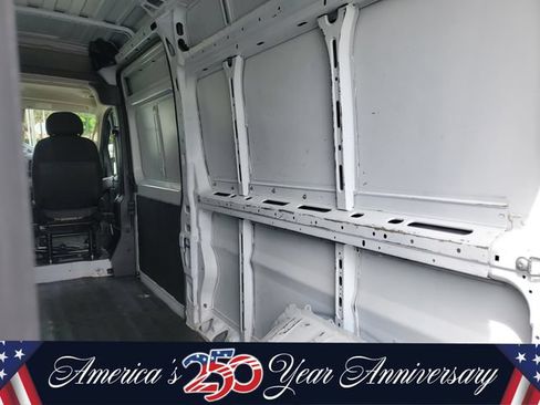 Used 2023 RAM ProMaster 2500 FWD image 8
