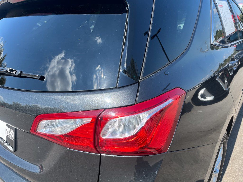 Used 2018 Chevrolet Equinox LT FWD image 44