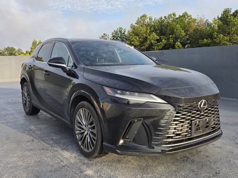 Used 2023 Lexus RX 350 FWD w/ Accessory Package image 7