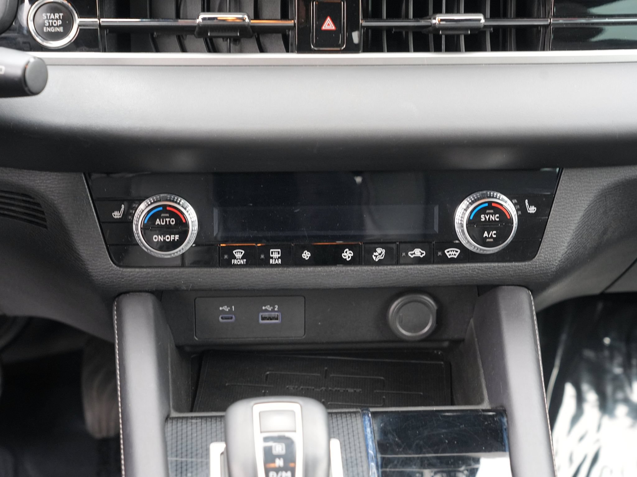 Used 2023 Mitsubishi Outlander SE Black Edition AWD/4WD image 24