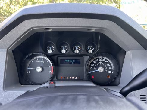 Used 2016 Ford F250 XL w/ Power Equipment Group RWD image 24