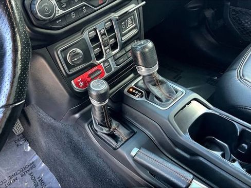 Used 2022 Jeep Gladiator Mojave w/ LED Lighting Group image 13