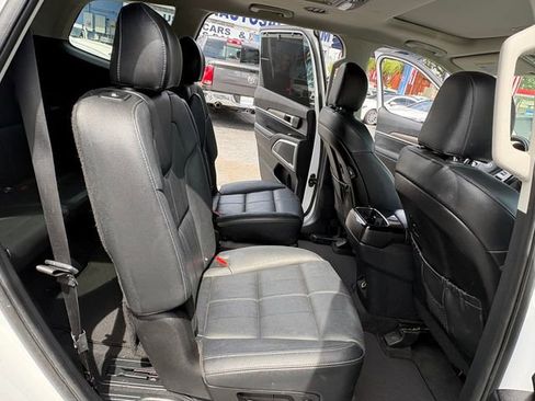 Used 2021 Kia Telluride EX w/ EX Premium Package AWD/4WD image 21