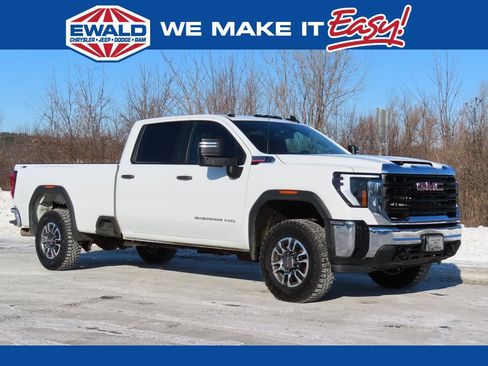 Used 2025 GMC Sierra 3500 Pro image 1