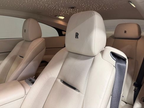 Used 2019 Rolls-Royce Wraith image 20