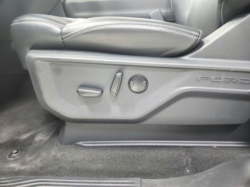 Used 2025 Ford Expedition Max Platinum AWD/4WD image 20