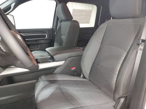 New 2026 RAM 2500 Big Horn AWD/4WD image 17