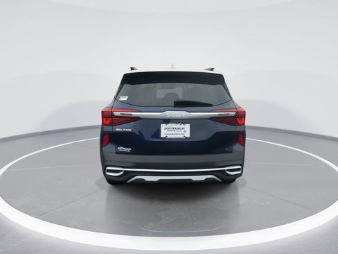 Used 2022 Kia Seltos S AWD/4WD image 7