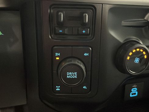 Used 2023 Ford F350 XL AWD/4WD image 29