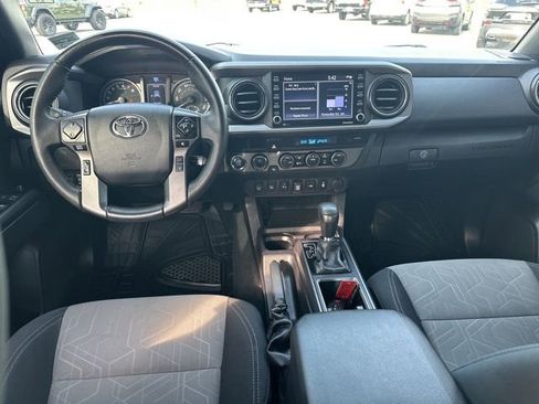Used 2023 Toyota Tacoma TRD Off-Road image 31