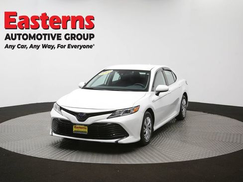 Used 2020 Toyota Camry LE image 55