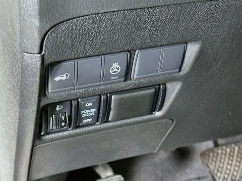 Used 2019 INFINITI QX80 Luxe RWD image 17