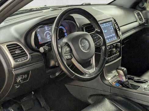 Used 2020 Jeep Grand Cherokee Limited w/ Luxury Group II image 9