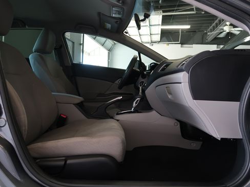 Used 2013 Honda Civic LX image 28