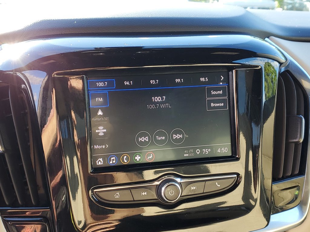Used 2023 Chevrolet Traverse LS AWD/4WD image 13