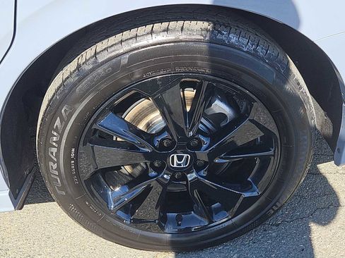 Certified 2024 Honda Odyssey Sport image 8