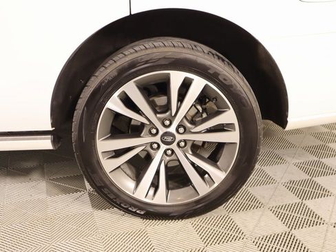 Used 2021 Ford Expedition Platinum image 21