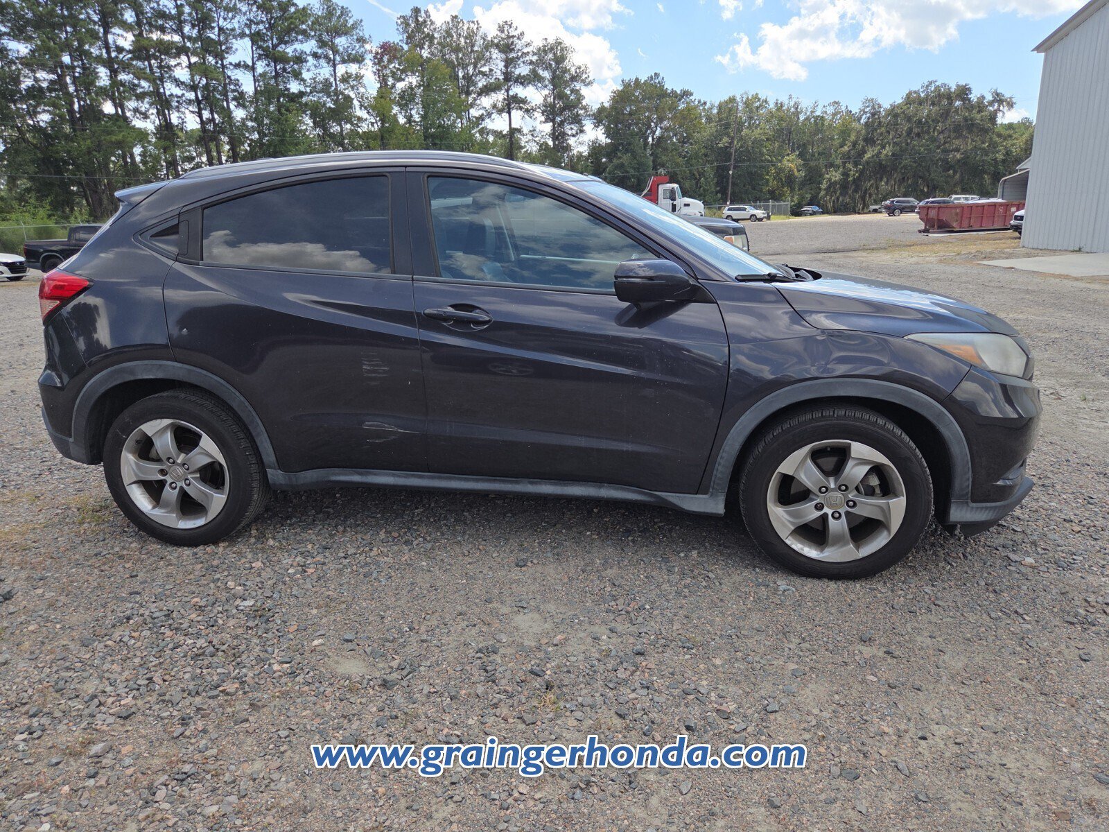 Used 2017 Honda HR-V EX-L image 5