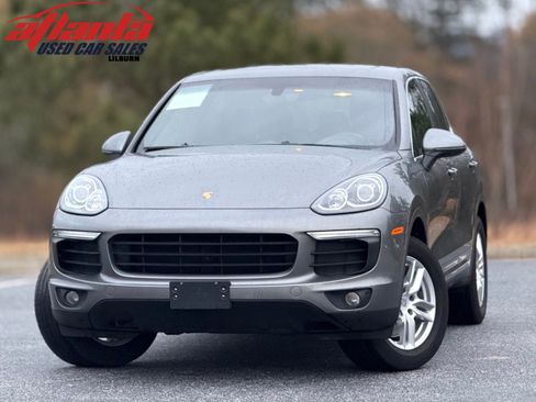 Used 2018 Porsche Cayenne Platinum Edition image 1
