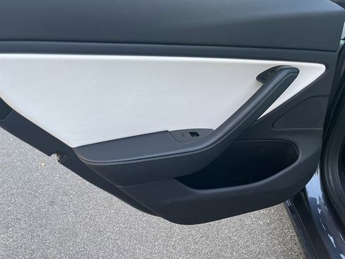 Used 2019 Tesla Model 3 Long Range image 26