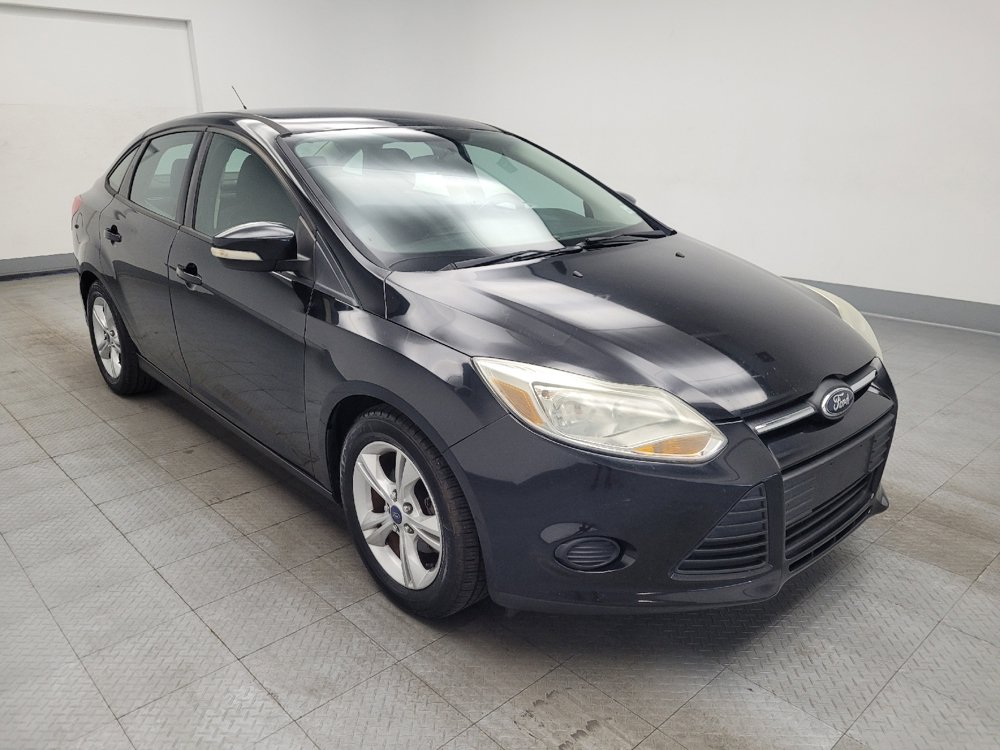 Used 2014 Ford Focus SE w/ SE Winter Package FWD image 13