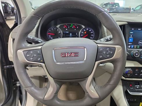 Used 2018 GMC Terrain Denali w/ Advanced Safety Package AWD/4WD image 13