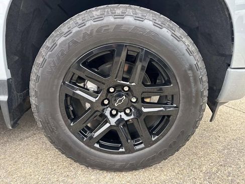 Used 2024 Chevrolet Silverado 1500 RST w/ Convenience Package II image 7