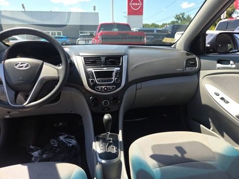Used 2014 Hyundai Accent GLS FWD image 15