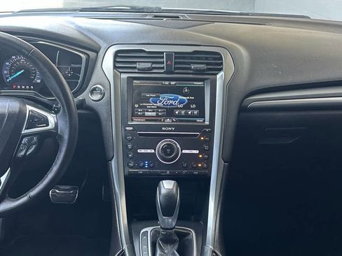 Used 2016 Ford Fusion Titanium FWD image 14