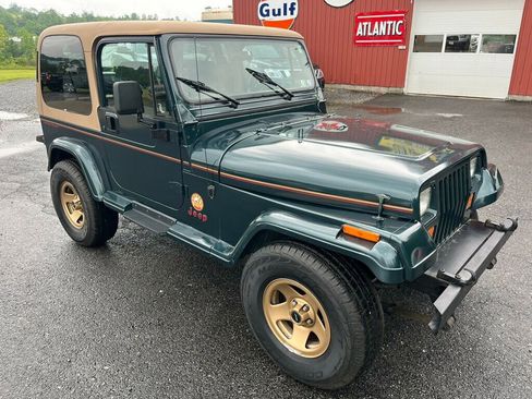Used 1994 Jeep Wrangler S image 2