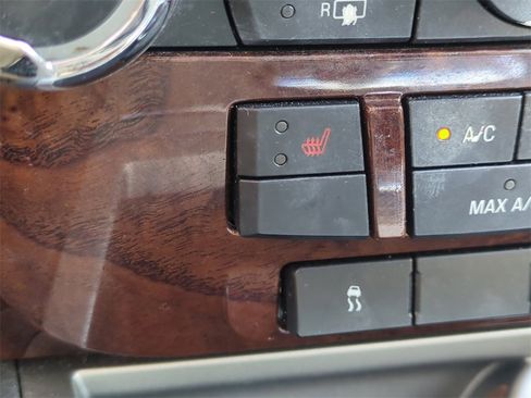 Used 2010 Ford Fusion SEL image 23