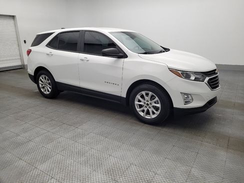 Used 2020 Chevrolet Equinox LS w/ LS Convenience Package image 11